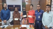 অভয়নগরে দুর্ঘটনায় হতাহত পরিবারের মাঝে সরকারি সহায়তা প্রদান