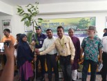 সাতক্ষীরায় শিক্ষার্থীদের পাঁচ হাজার বৃক্ষরোপণ