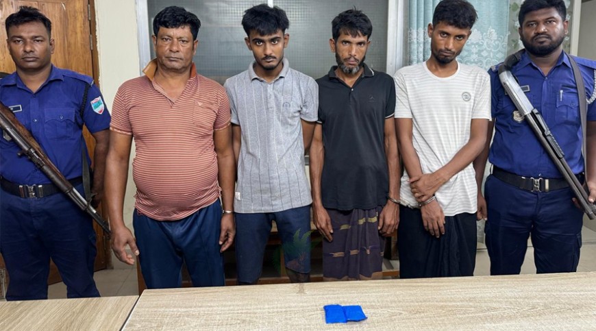 যশোরে চিহ্নিত মাদককারবারি জলিল তিন সহযোগীসহ আটক