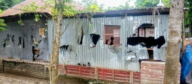 শ্রীপুরে সংঘর্ষ, বাড়িঘর ভাঙচুর-লুটপাট, আহত ৫