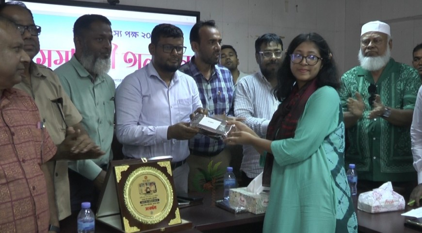 যশোরে সেরা হ্যাচারি মালিককে সম্মাননা ও কুইজ বিজয়ীরা পুরস্কৃত