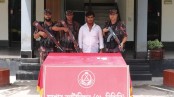 দুটি সোনার বারসহ এক ব্যক্তি আটক