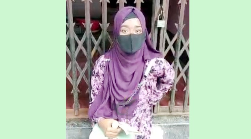 স্ত্রীর স্বীকৃতি চেয়ে বিষের বোতল হাতে তরুণীর অনশন, পরিবার লাপাত্তা