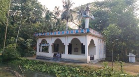 ইমাম মুয়াজ্জিন খাদেম বাদ দিয়ে জামায়াত নেতাদের নাম তালিকায়!