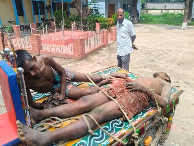 কালীগঞ্জে গরুচোর সন্দেহে পিটুনিতে দুইজন হতাহত