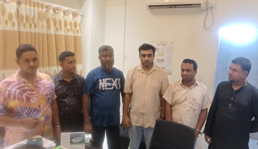 চৌগাছা আ.লীগের শীর্ষ ৬ নেতা ঢাকার এক রেস্তোরাঁ থেকে গ্রেপ্তার
