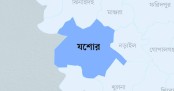 যশোরে নিয়ন্ত্রণ হারিয়ে রূপসা পরিবহন খাদে, আহত ৪