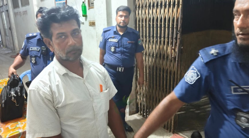 এজলাস থেকে মামলার নথি চুরি, শিক্ষানবিশ আইনজীবী আটক