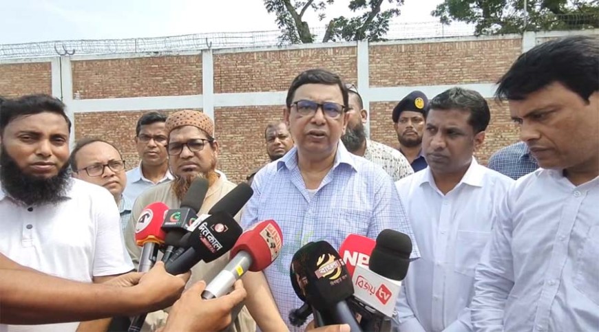 বেনাপোল স্থলবন্দরের অনিয়ম-দুর্নীতির বিরুদ্ধে কঠোর ব্যবস্থা: চেয়ারম্যান