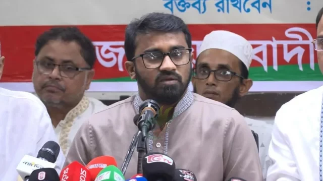 পাটওয়ারীকে রিমান্ডে নিলেই বের হবে, বাসে ককটেল মারছে কারা: রাশেদ খাঁন