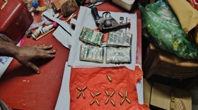খুলনায় রিভলবার ও ৪১ রাউন্ড গুলিসহ দুইজন গ্রেপ্তার