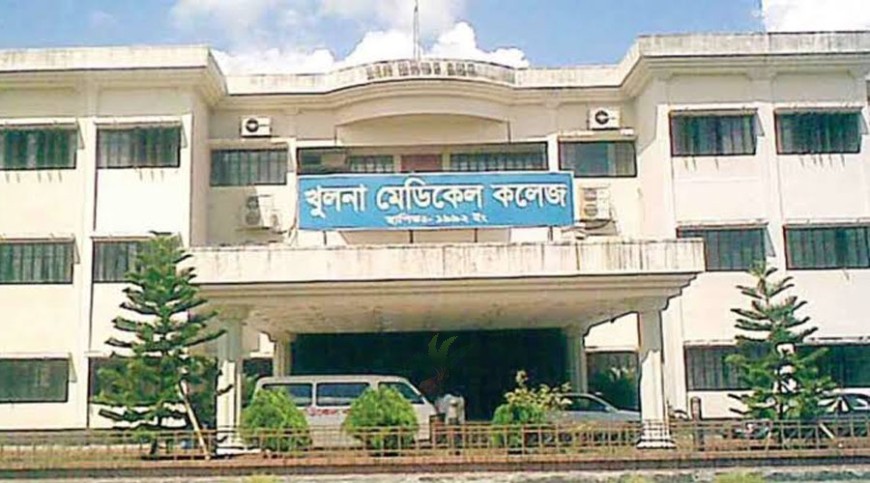 খুমেক হাসপাতালে ইন্টার্নদের কর্মবিরতি, হুইপের আশ্বাসে প্রতাহার