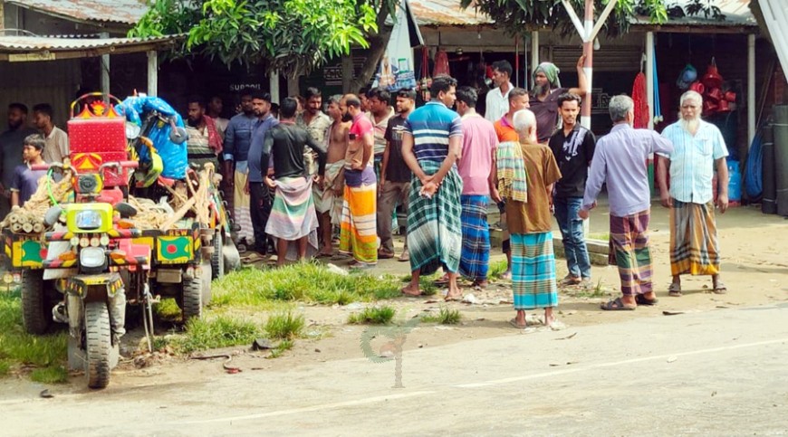 খোকসায় ড্রাম ট্রাকের চাপায় করিমনচালক নিহত