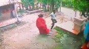 লোহাগড়ায় শিক্ষকের গলা থেকে সোনার চেইন ছিনতাই
