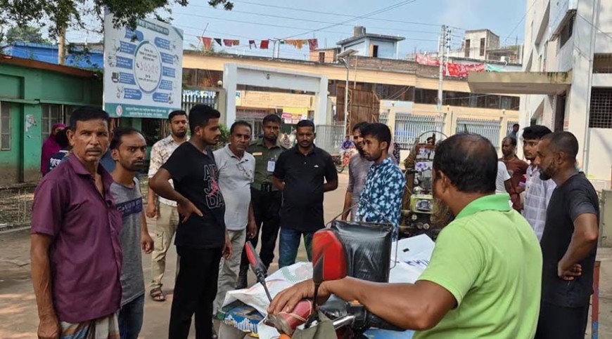 কোটচাঁদপুরে বাসের ধাক্কায় শ্রমিক নিহত