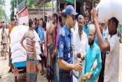 স্থানান্তরের সময় শৈলকূপায় এক টন সার জব্দ